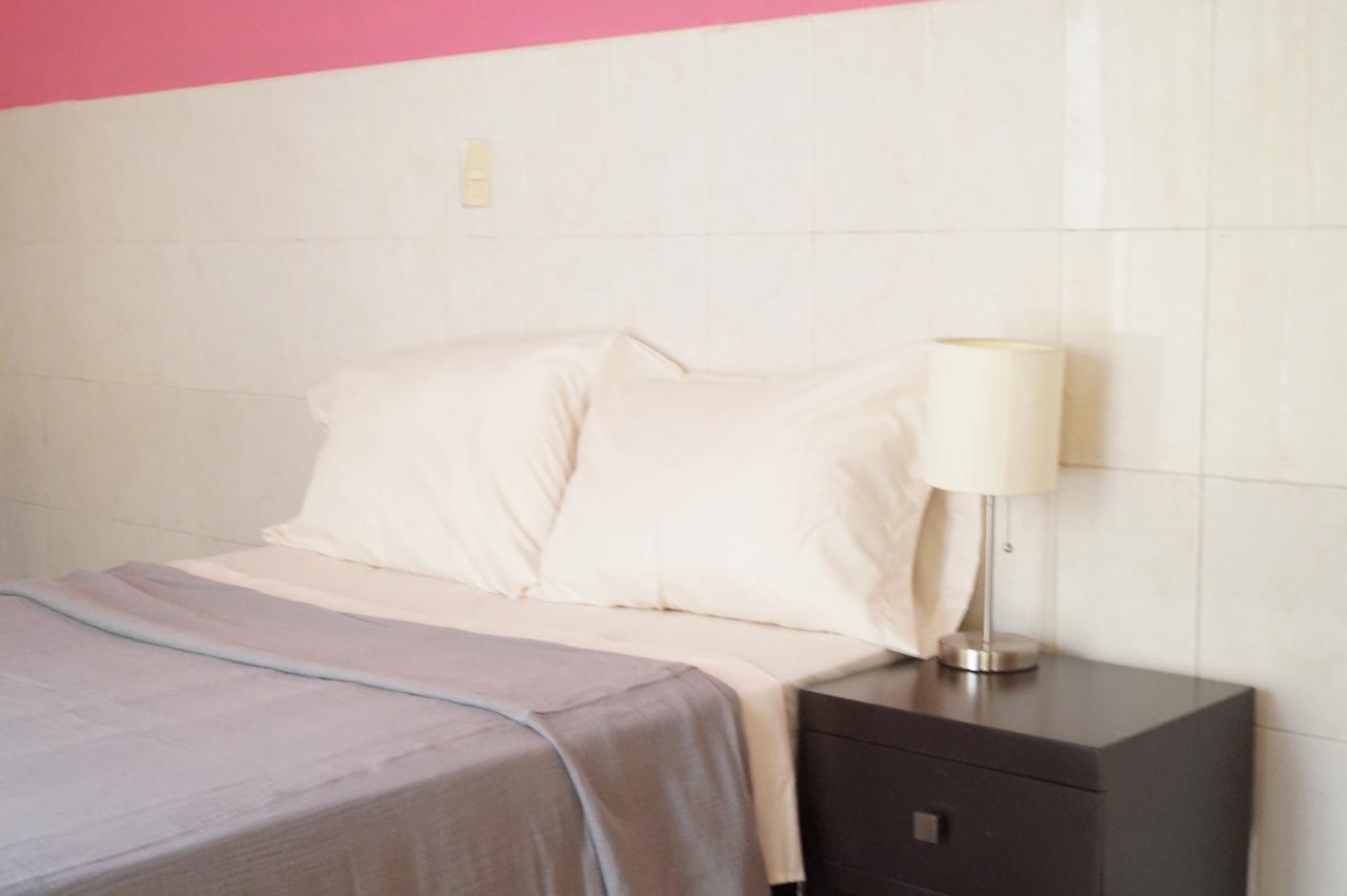 Casa De Los Soles B&B Hostal 틀라케파케 외부 사진